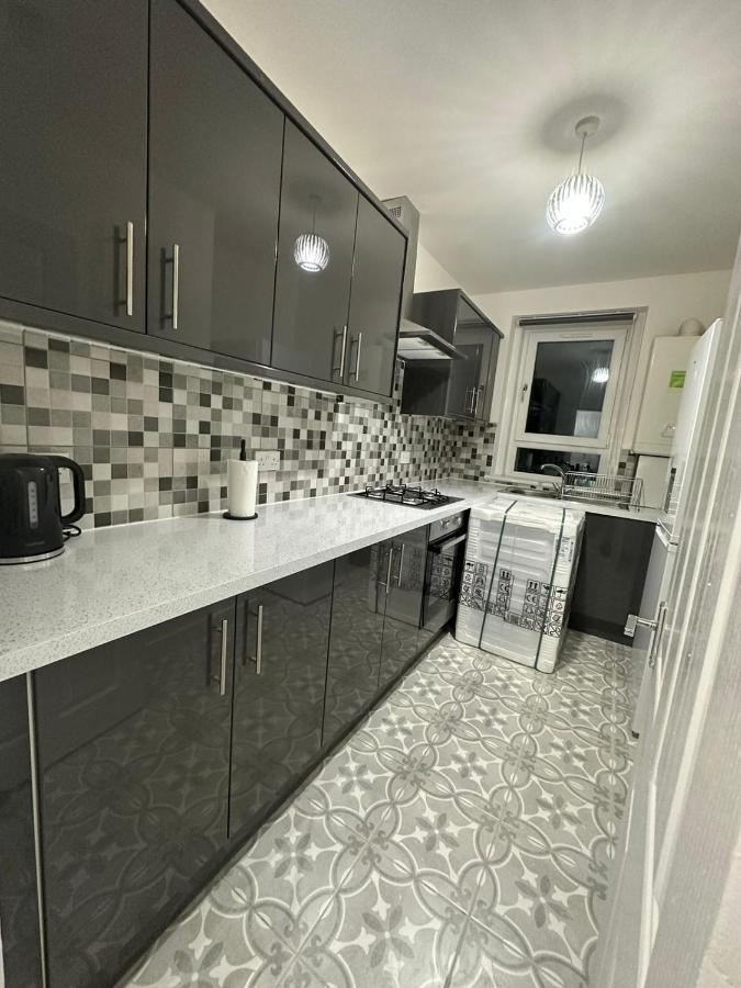 Newly Renovated Lux 2 Bed Apartment Glasgow Extérieur photo