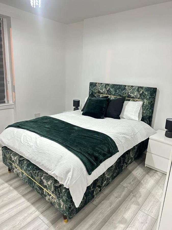 Newly Renovated Lux 2 Bed Apartment Glasgow Extérieur photo
