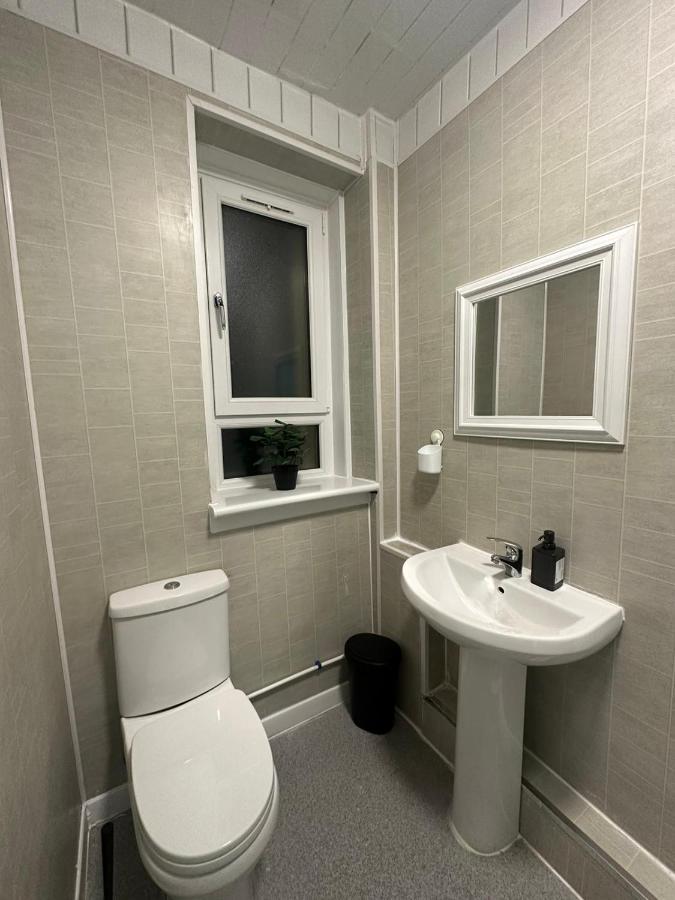 Newly Renovated Lux 2 Bed Apartment Glasgow Extérieur photo